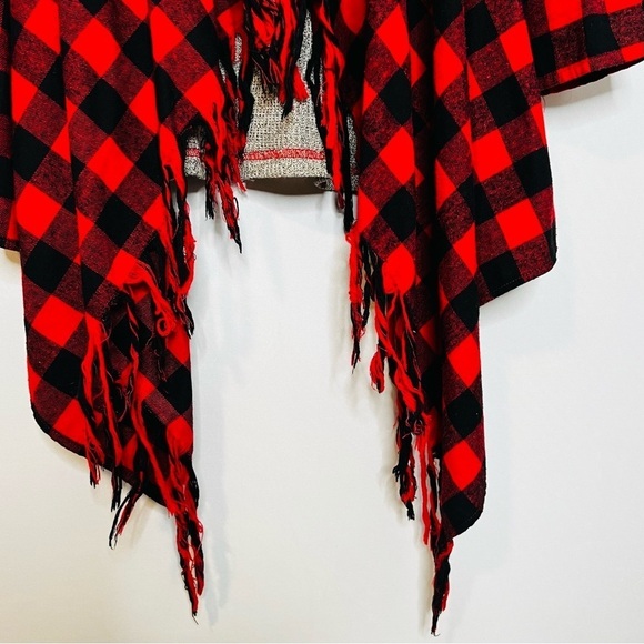 Chloah Buffalo Plaid Roll Tab Sleeve Open Front Fringe Cardigan. Size Small. - Picture 6 of 13